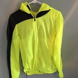 Brooks Water Resistant Super Light Windbreaker